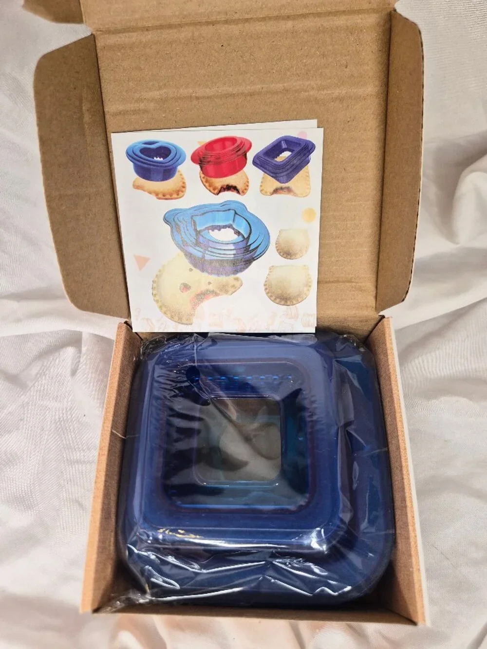 5-Piece Sandwich Cutter & Sealer Set DIY Crustless Sandwich Maker Uncrustables